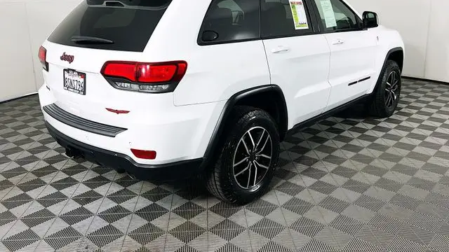 2021 Jeep Grand Cherokee Trailhawk