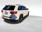 2021 Grand Cherokee Thumbnail 7