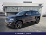 2019 Grand Cherokee Thumbnail 3