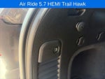 2021 Grand Cherokee Thumbnail 13