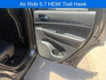 2021 Grand Cherokee Thumbnail 16