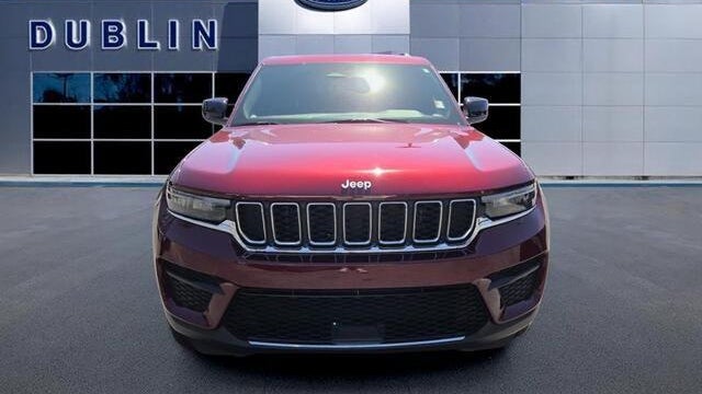 2025 Jeep Grand Cherokee Laredo A