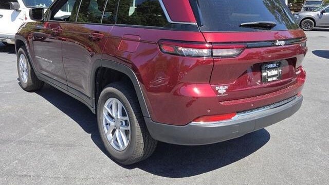 2025 Jeep Grand Cherokee Laredo A