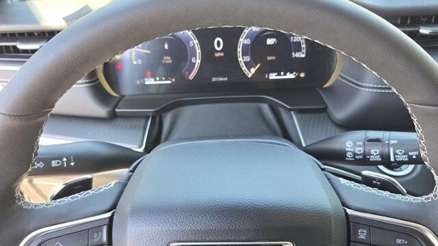 2025 Jeep Grand Cherokee Laredo A