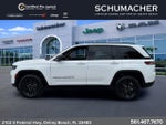 2025 Grand Cherokee Thumbnail 4