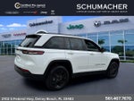 2025 Grand Cherokee Thumbnail 7