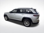 2025 Grand Cherokee Thumbnail 14