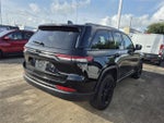 2025 Grand Cherokee Thumbnail 3