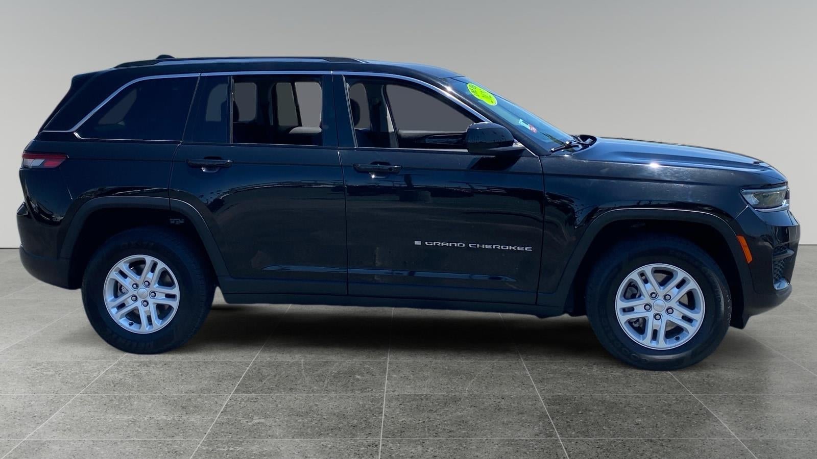2023 Jeep Grand Cherokee Laredo X