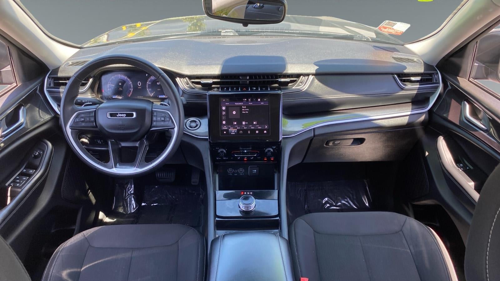 2023 Jeep Grand Cherokee Laredo X