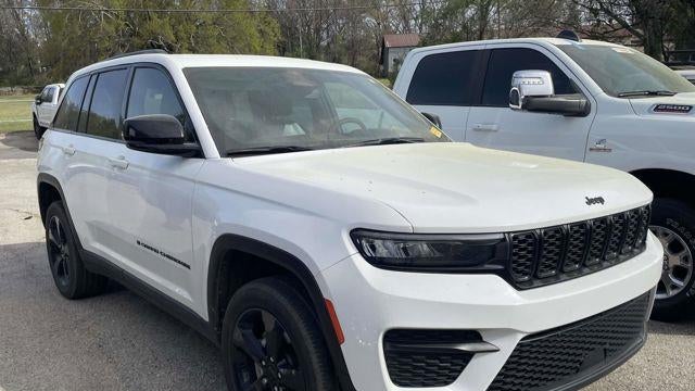 2024 Jeep Grand Cherokee Laredo A