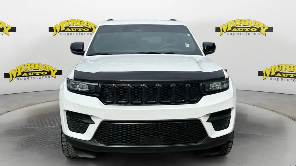 2025 Jeep Grand Cherokee Laredo A