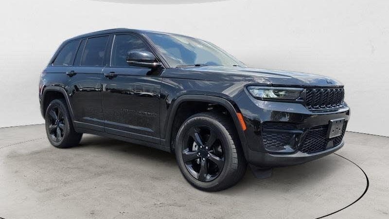 Preowned 2022 Jeep Grand Cherokee Laredo for Sale