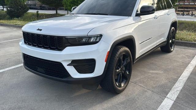 Preowned 2023 Jeep Grand Cherokee Laredo X for Sale