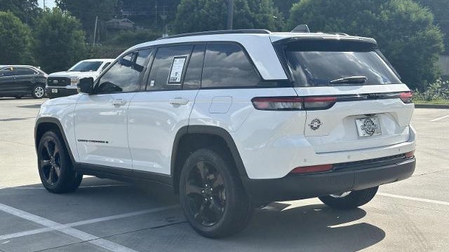 2023 Jeep Grand Cherokee Laredo X