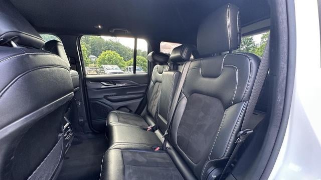 2023 Jeep Grand Cherokee Laredo X