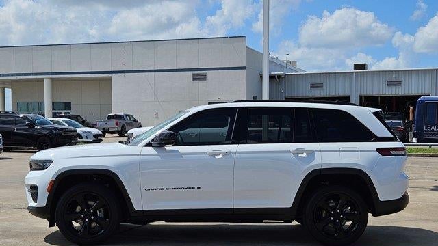 2023 Jeep Grand Cherokee Laredo X