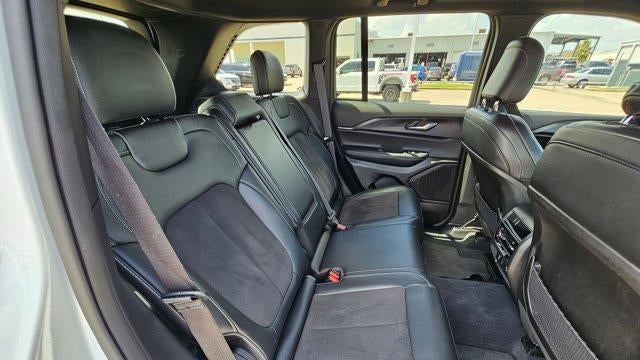 2023 Jeep Grand Cherokee Laredo X
