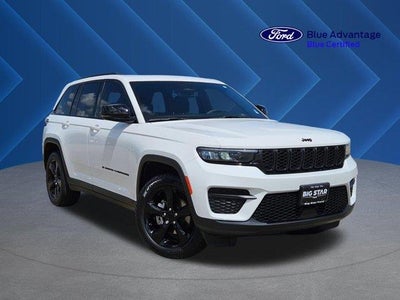 Photo of a 2023 Jeep Grand Cherokee 4X2 Laredo 4DR SUV for sale