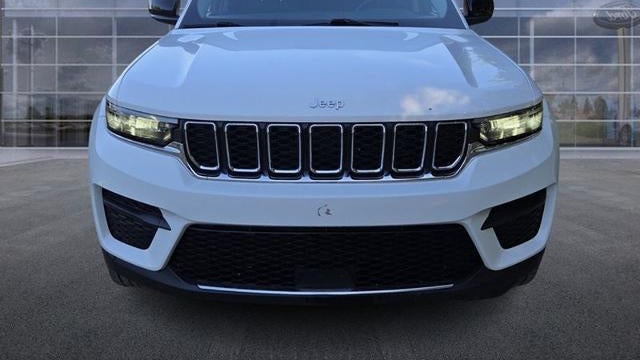 2023 Jeep Grand Cherokee Laredo X