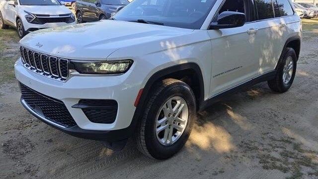 2023 Jeep Grand Cherokee Laredo X