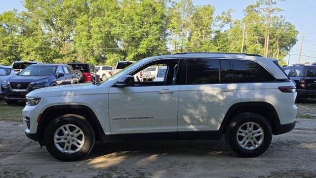 2023 Jeep Grand Cherokee Laredo X
