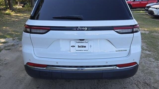 2023 Jeep Grand Cherokee Laredo X