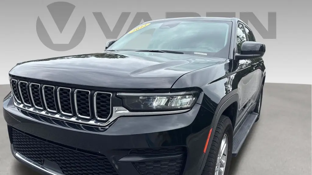 2023 Jeep Grand Cherokee Laredo