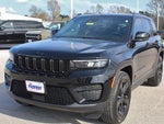 2023 Grand Cherokee Thumbnail 3