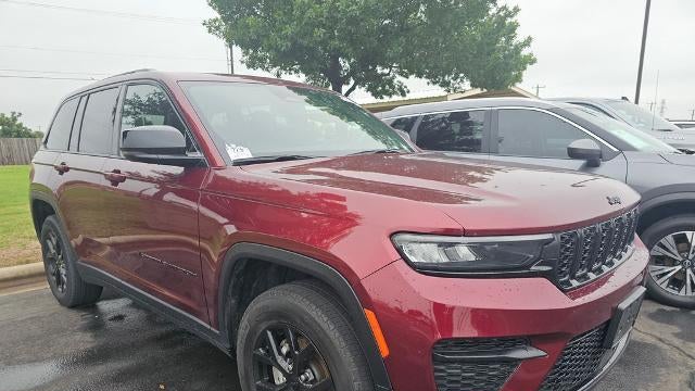 Preowned 2024 Jeep Grand Cherokee Laredo A for Sale