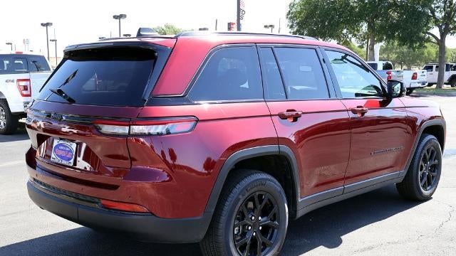 2024 Jeep Grand Cherokee Laredo A