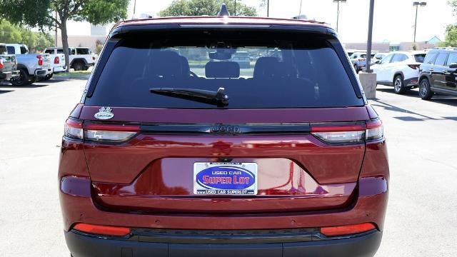 2024 Jeep Grand Cherokee Laredo A