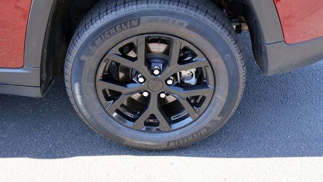 2024 Jeep Grand Cherokee Laredo A
