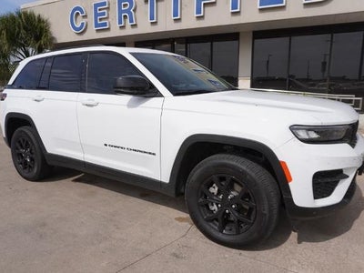 2024 Jeep Grand Cherokee 4X2 Altitude 4DR SUV