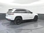 2025 Grand Cherokee Thumbnail 15