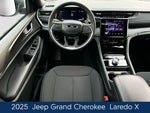 2025 Grand Cherokee Thumbnail 17
