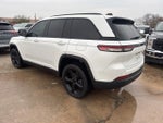 2022 Grand Cherokee Thumbnail 3