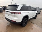2022 Grand Cherokee Thumbnail 6