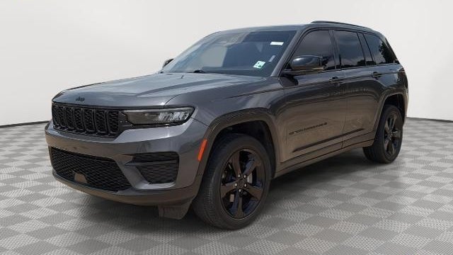 Preowned 2024 Jeep Grand Cherokee Laredo A for Sale