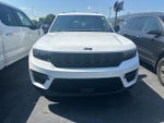 2024 Grand Cherokee Thumbnail 2