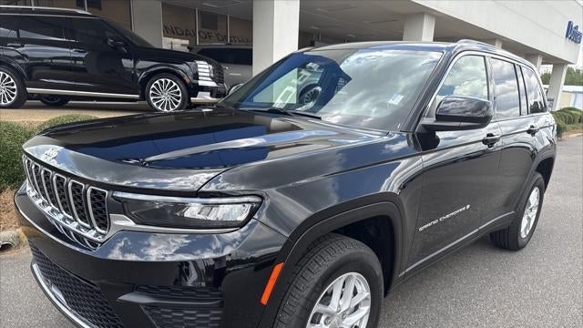 Preowned 2025 Jeep Grand Cherokee Laredo for Sale