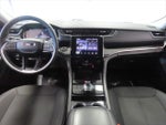 2023 Grand Cherokee Thumbnail 12