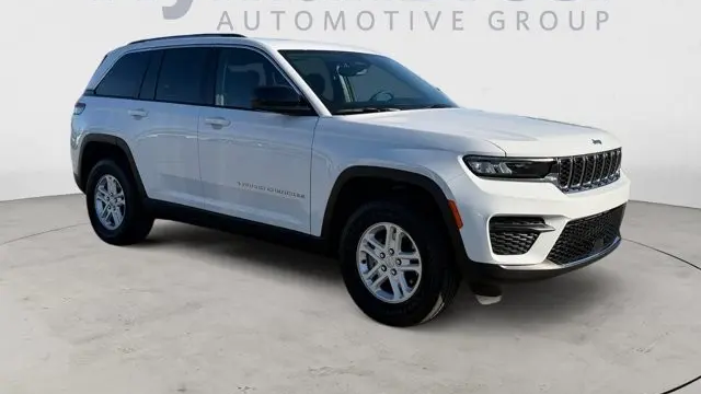 Preowned 2023 Jeep Grand Cherokee Laredo for Sale