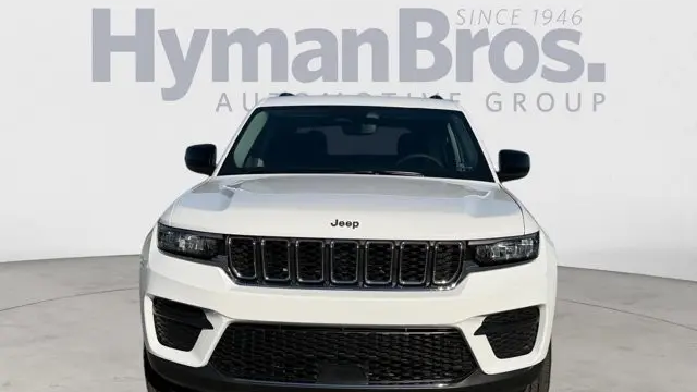 2023 Jeep Grand Cherokee Laredo