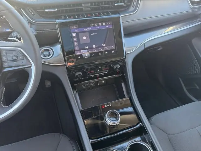2023 Jeep Cherokee - $30,995