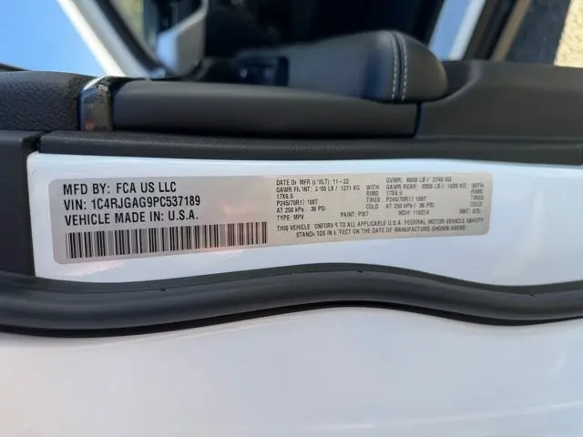 2023 Jeep Cherokee - $30,995