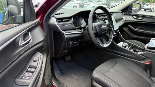 2023 Jeep Grand Cherokee Laredo X