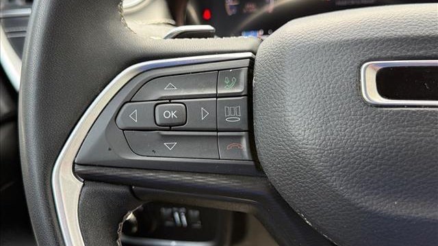 2023 Jeep Grand Cherokee Laredo X