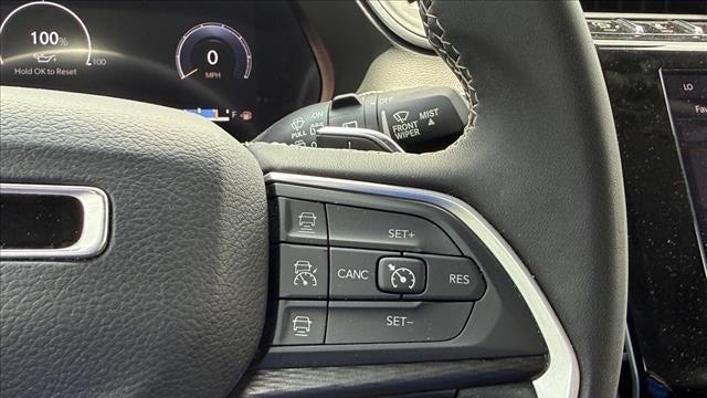 2023 Jeep Grand Cherokee Laredo X