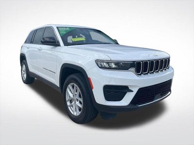 Photo of a 2024 Jeep Grand Cherokee 4X2 Laredo 4DR SUV for sale